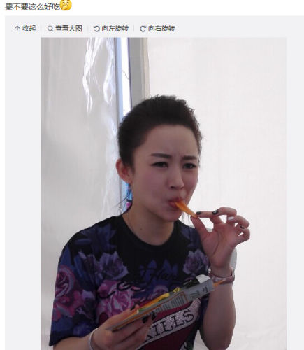 [新聞] 潘曉婷吃零食暴露吃貨本色 網友：表情亮了